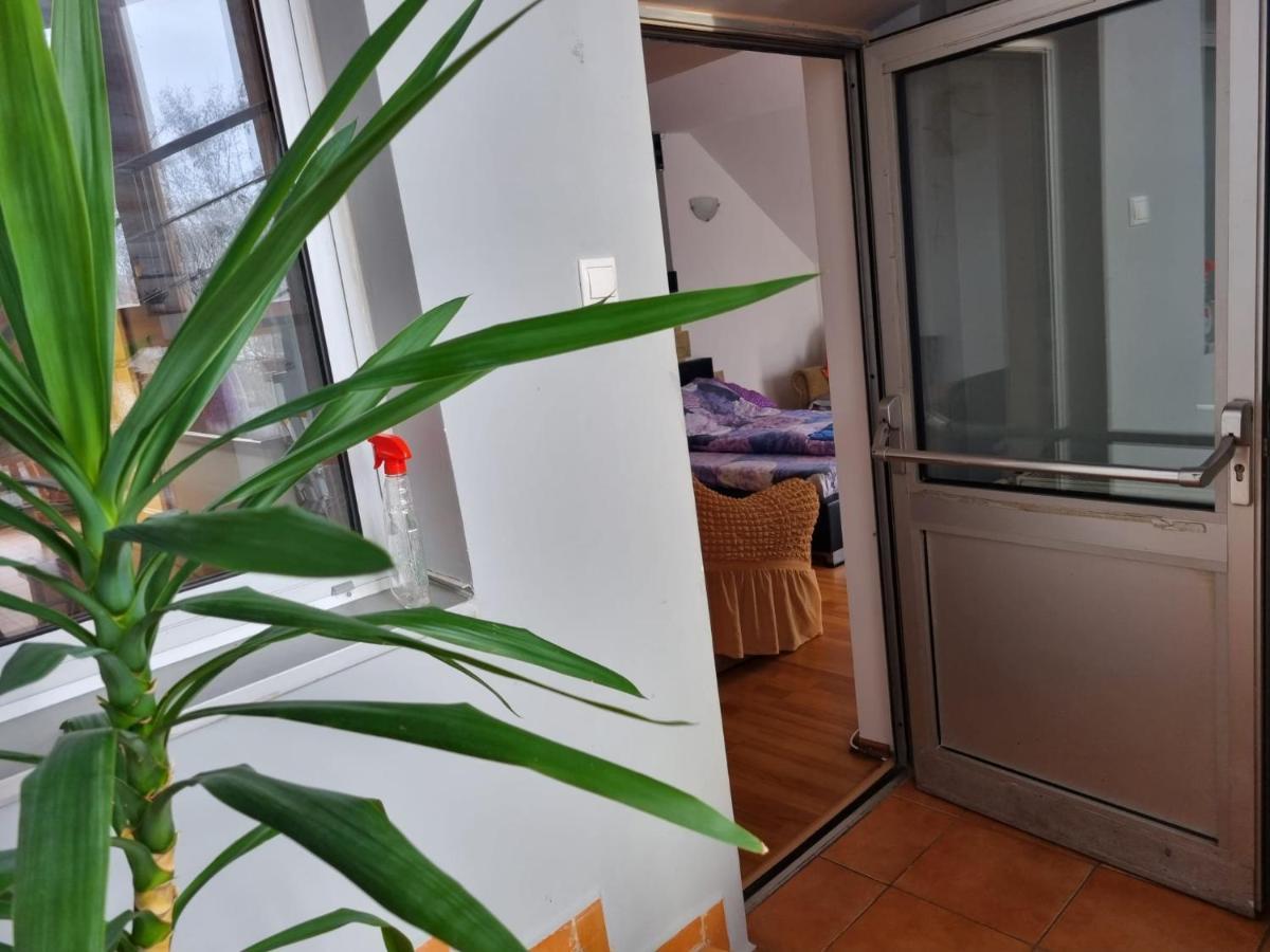 Penthouse Apartament 2 Floors, 2 Bedroom , 2 Bath, 120 Sqm , Inside Yard Parking Cluj-Napoca Luaran gambar