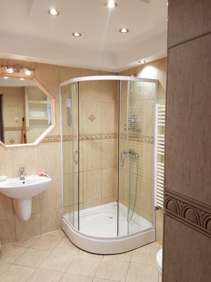 Penthouse Apartament 2 Floors, 2 Bedroom , 2 Bath, 120 Sqm , Inside Yard Parking Cluj-Napoca Luaran gambar